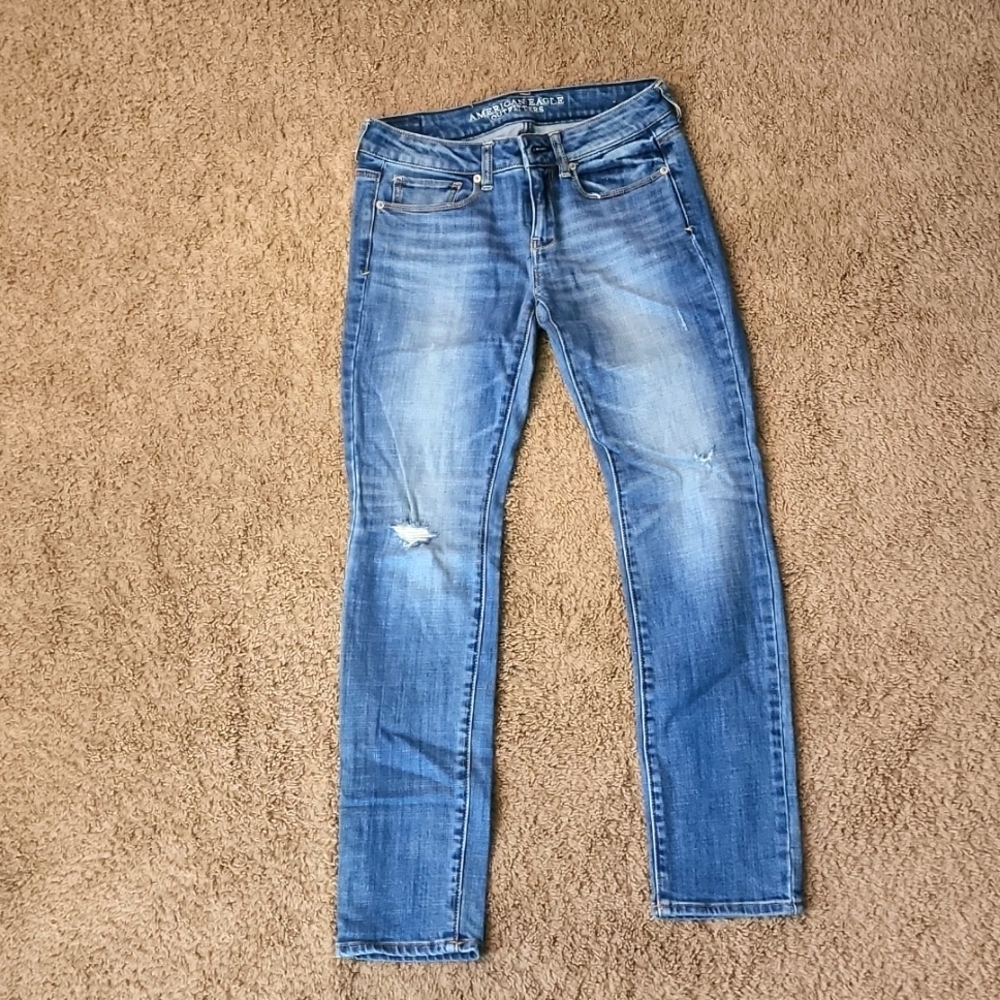 American Eagle size 4 short skinny jeans
